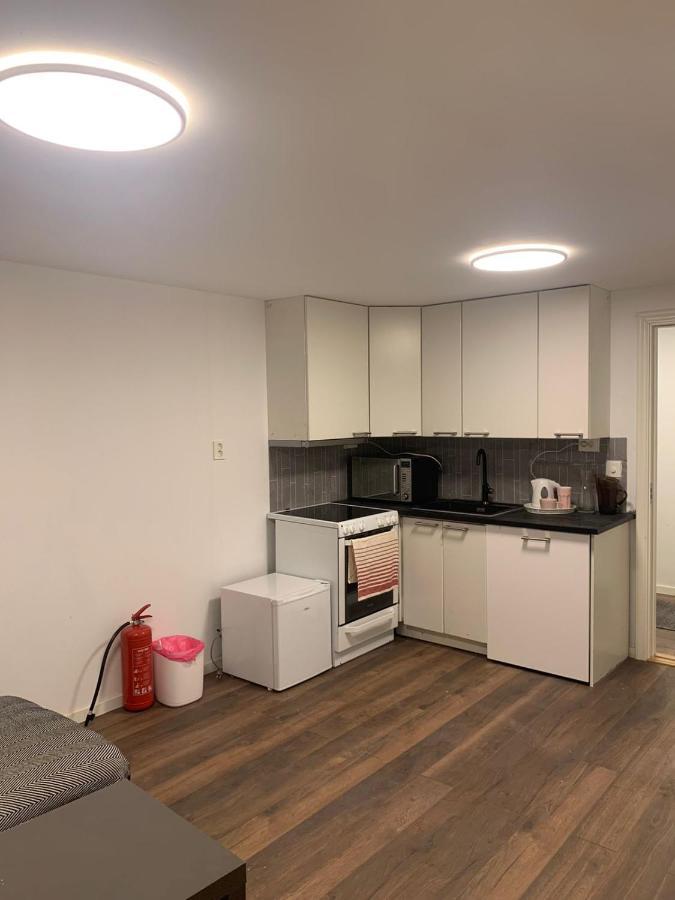 Beautiful 2 Rooms Apartment In Klofta,Near Oslo Airport& Oslo ภายนอก รูปภาพ