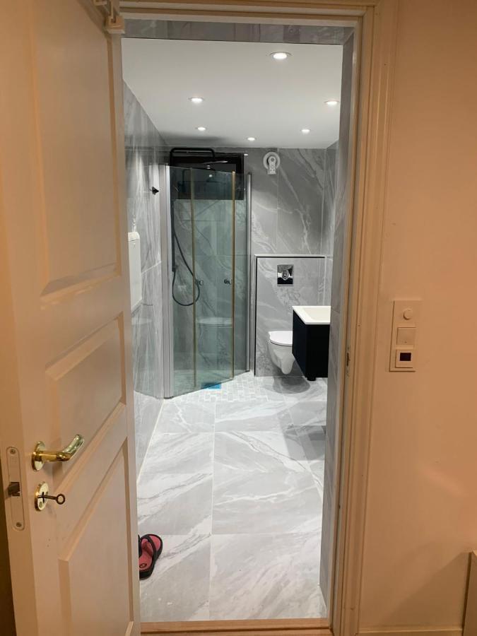 Beautiful 2 Rooms Apartment In Klofta,Near Oslo Airport& Oslo ภายนอก รูปภาพ