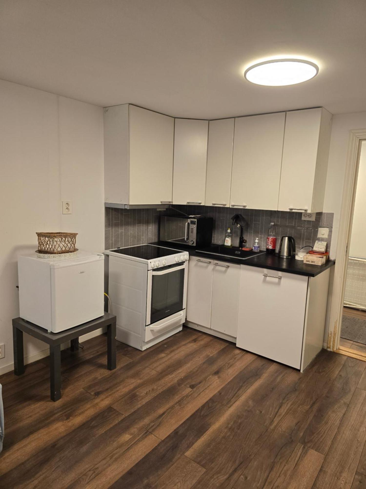 Beautiful 2 Rooms Apartment In Klofta,Near Oslo Airport& Oslo ภายนอก รูปภาพ