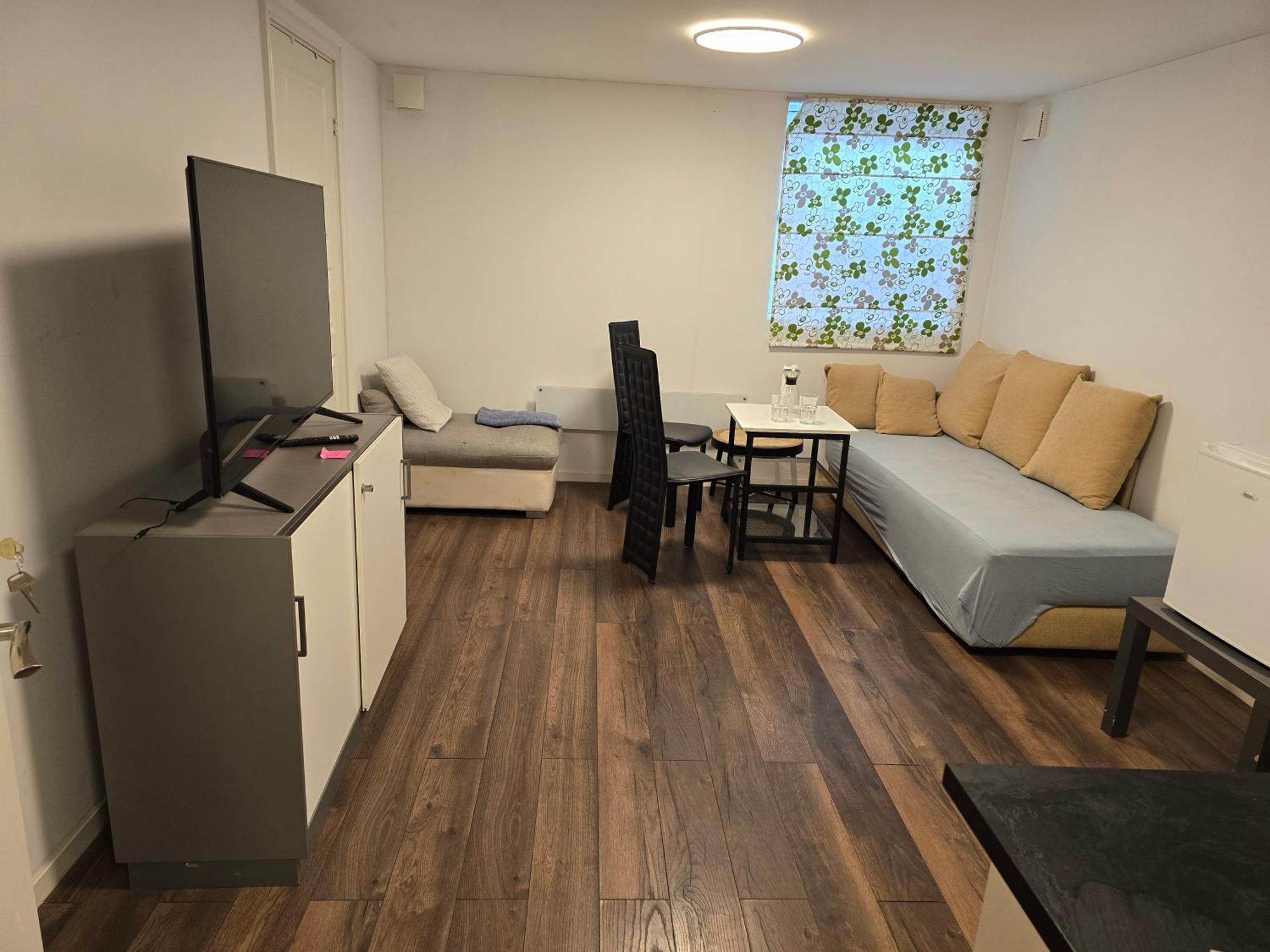 Beautiful 2 Rooms Apartment In Klofta,Near Oslo Airport& Oslo ภายนอก รูปภาพ